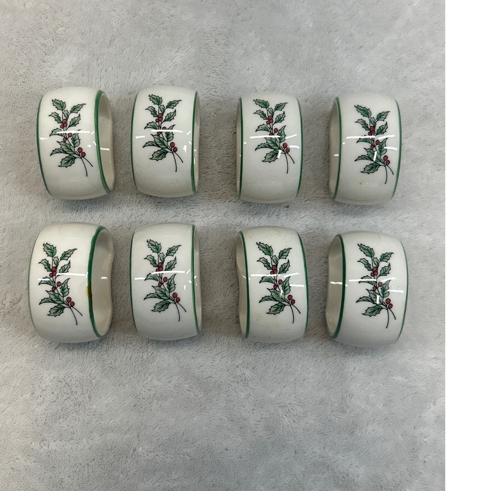 Vintage Ceramic Napkin Rings White Holly Berry Christmas Set‎ of 8 Japan Holiday